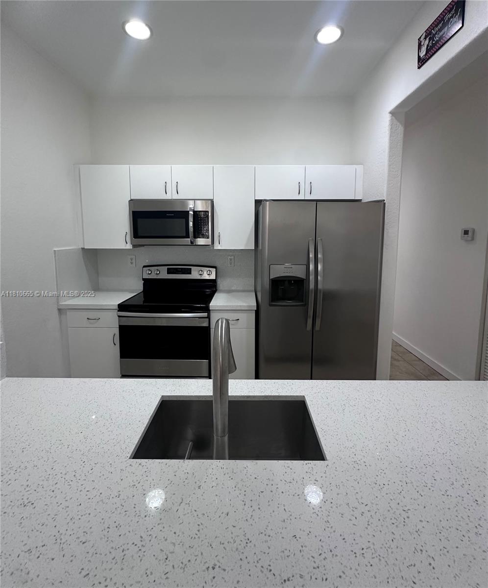 11014 Southwest 237th Lane Homestead, FL 33032 - Photo 14 of 47