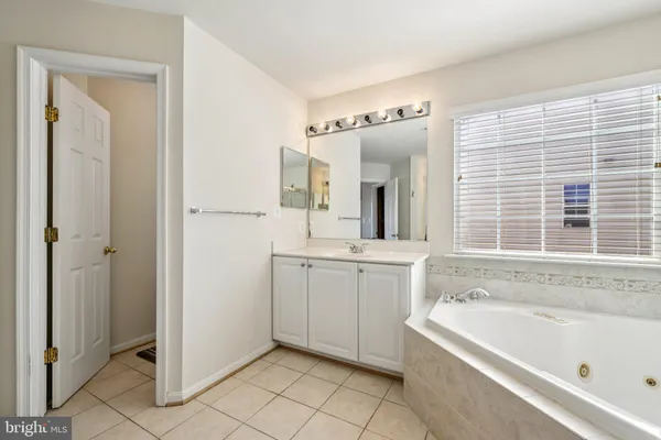 $910,000 | 517 Wet Sand Drive, Severn, MD 21144