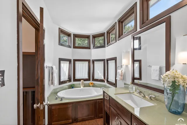 $489,900 | 1729 Mississippi Street, Lawrence, KS 66044