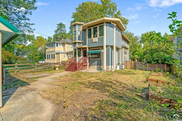 $489,900 | 1729 Mississippi Street, Lawrence, KS 66044