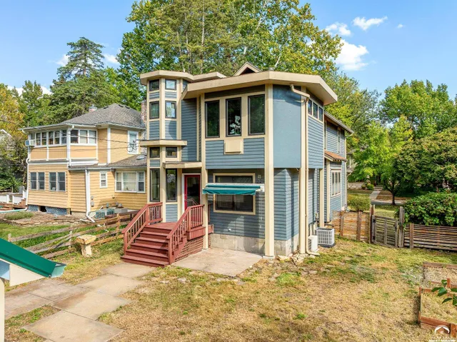 $489,900 | 1729 Mississippi Street, Lawrence, KS 66044