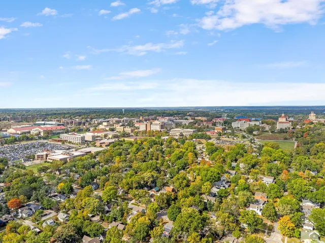 $489,900 | 1729 Mississippi Street, Lawrence, KS 66044