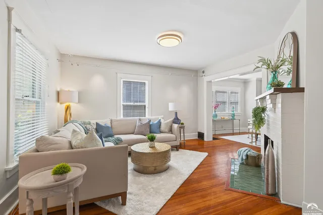 $489,900 | 1729 Mississippi Street, Lawrence, KS 66044