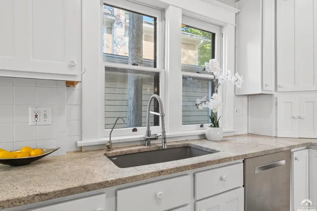 $489,900 | 1729 Mississippi Street, Lawrence, KS 66044