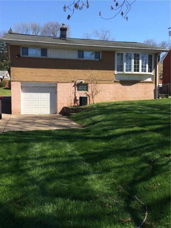 490 Lindsay Road Carnegie, PA 15106 - Photo 3 of 22 Gallery Image 3