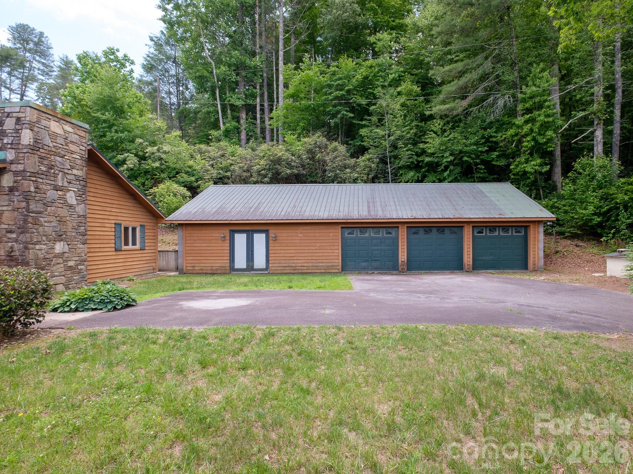 332 Island Cove Road Penrose, NC 28766 - Photo 11 of 28