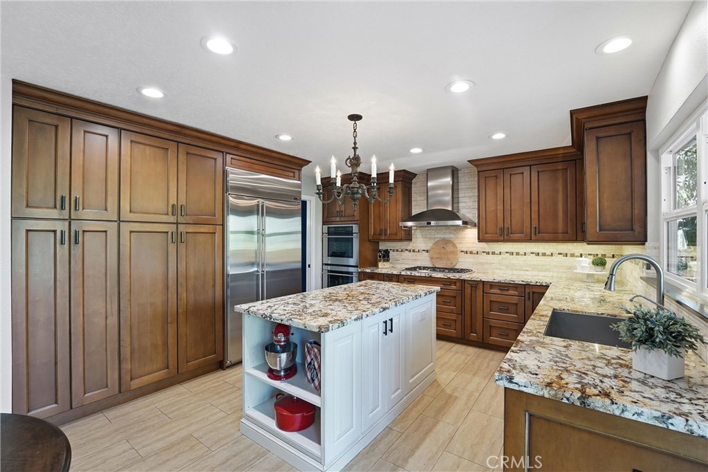 6305 East Rocking Horse Way Orange, CA 92869 - Photo 11 of 56