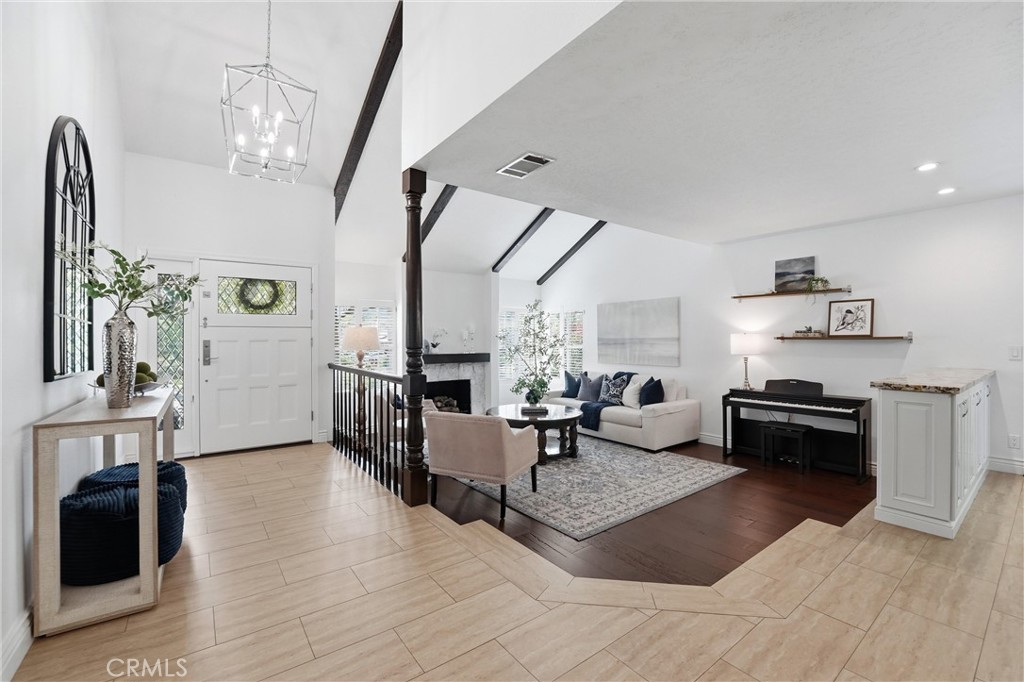 6305 East Rocking Horse Way Orange, CA 92869 - Photo 4 of 56