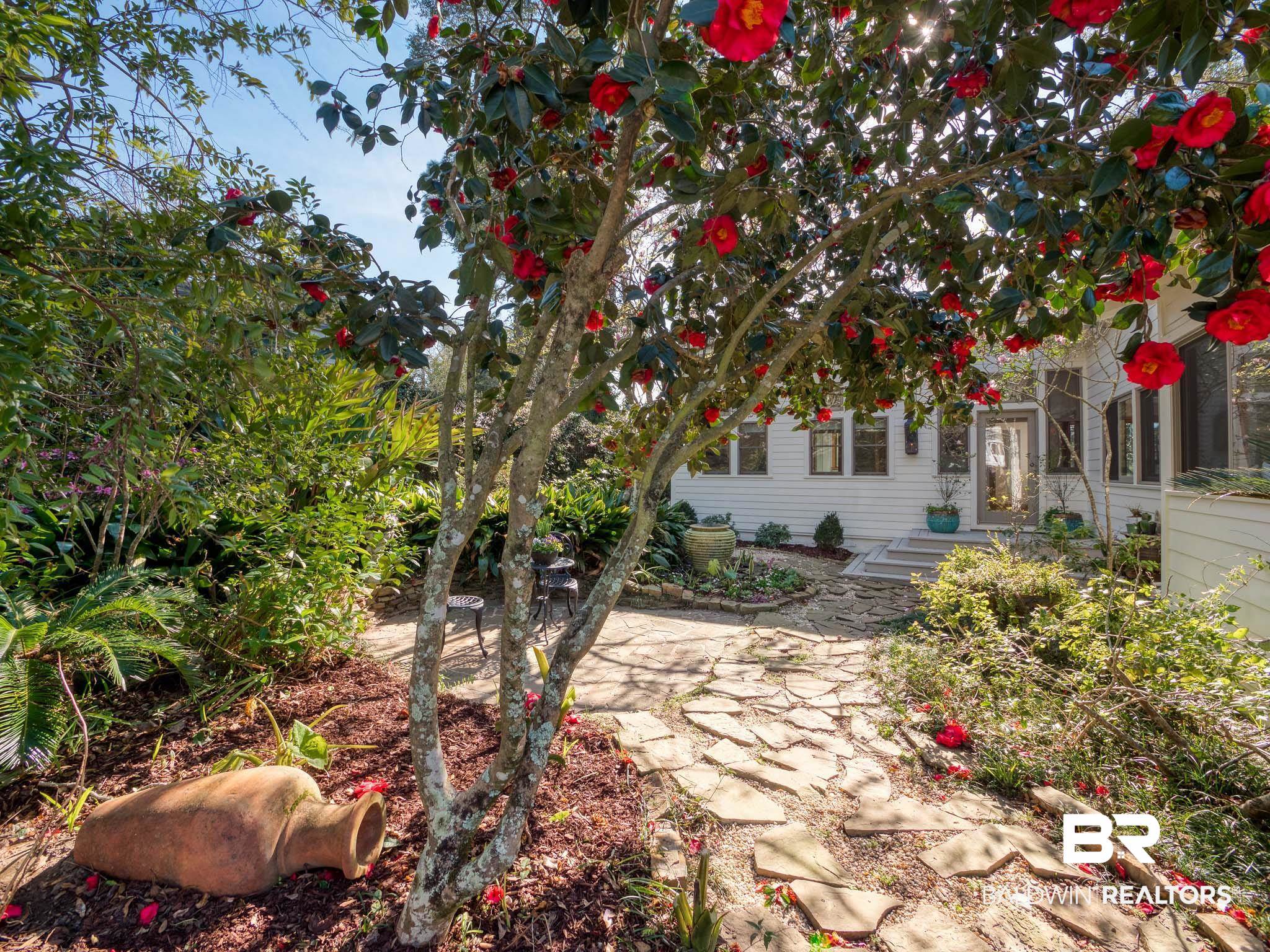 102 Nichols Avenue Fairhope, AL 36532 - Photo 21 of 45
