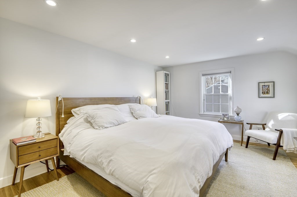 43 Robinhood Road Winchester, MA 01890 - Photo 18 of 39 Gallery Image 18