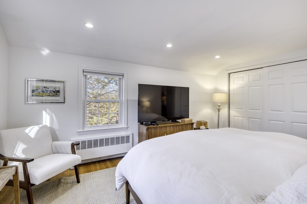 43 Robinhood Road Winchester, MA 01890 - Photo 19 of 39 Gallery Image 19