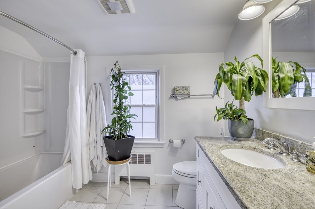 43 Robinhood Road Winchester, MA 01890 - Photo 22 of 39 Gallery Image 22