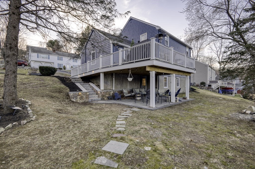 43 Robinhood Road Winchester, MA 01890 - Photo 36 of 39 Gallery Image 36