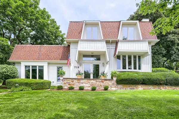 $875,000 | 718 North 2nd Avenue, St. Charles, IL 60174
