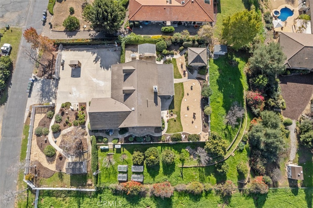 1765 Armadale Road Fallbrook, CA 92028 - Photo 42 of 45 an aerial view of multiple houses with yard
