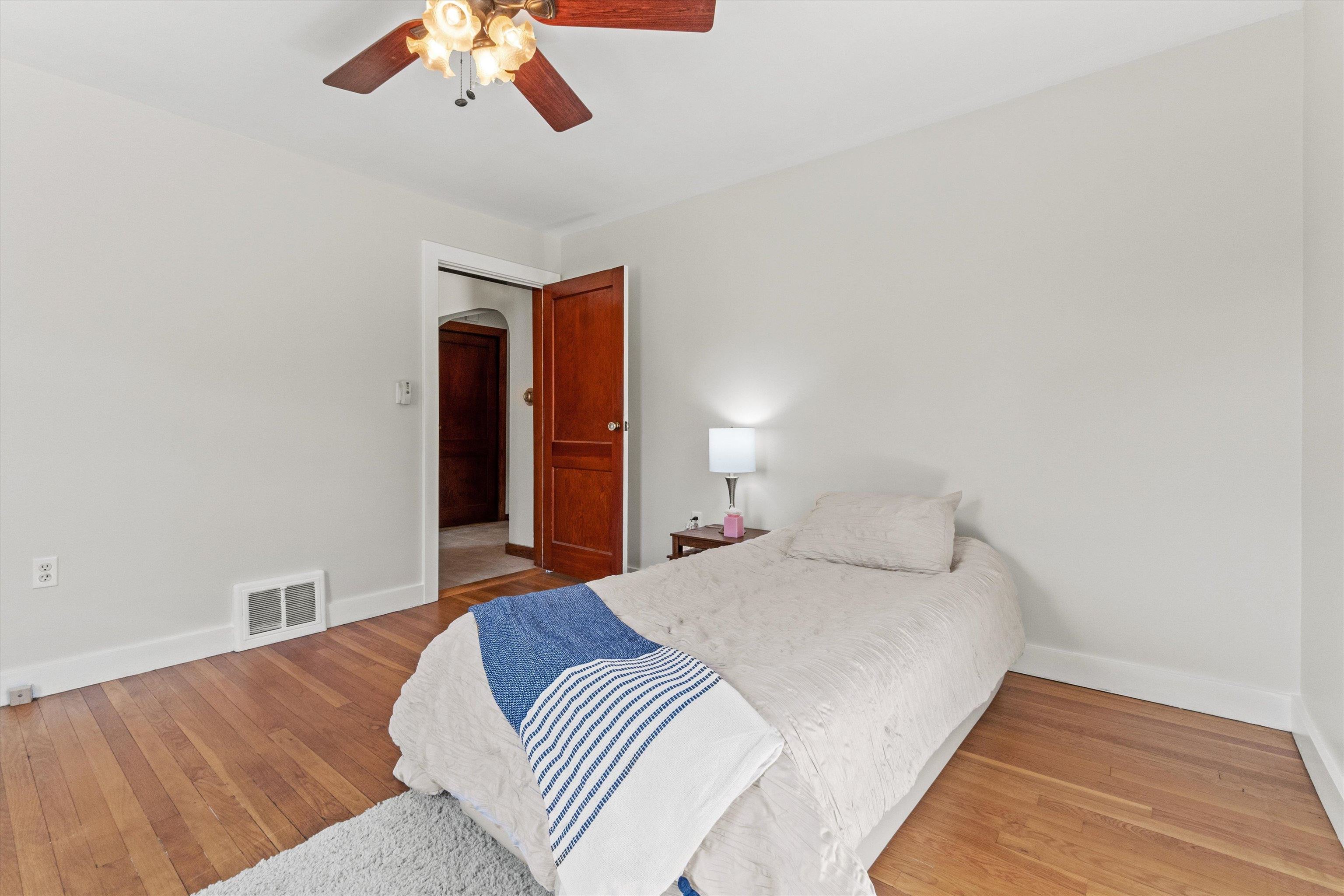 248 Rockingham Road Auburn, NH 03032 - Photo 29 of 57