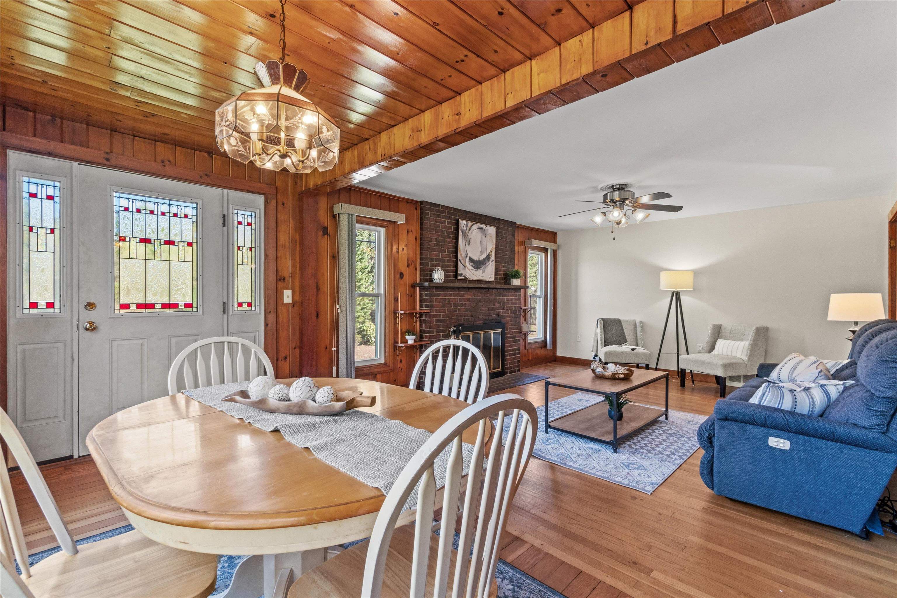 248 Rockingham Road Auburn, NH 03032 - Photo 6 of 57