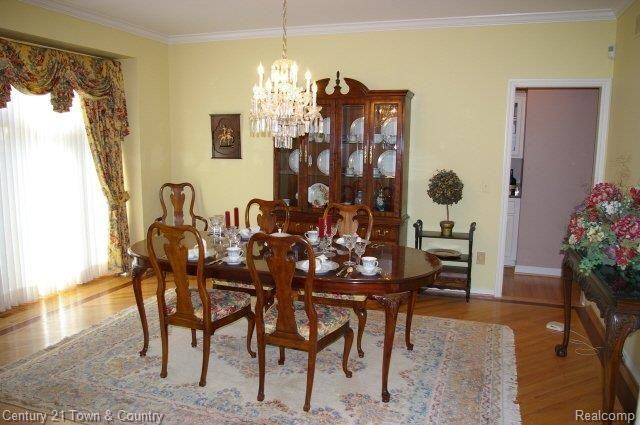 2928 Baytree Court Rochester, MI 48306 - Photo 9 of 18 FORMAL DINING