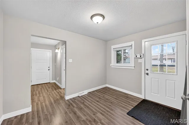 $229,900 | 12 Tomahawk Lane, Warrenton, MO 63383