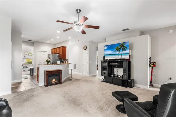 $399,999 | 193 Lake Arietta Court, Auburndale, FL 33823