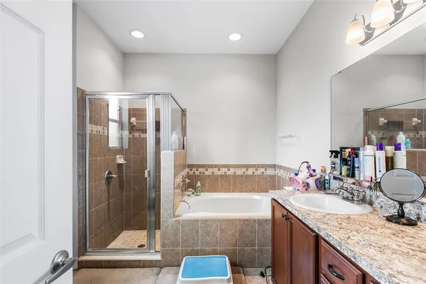 $399,999 | 193 Lake Arietta Court, Auburndale, FL 33823