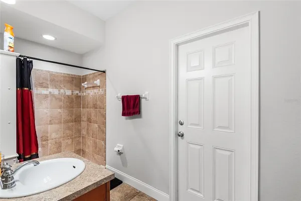 $399,999 | 193 Lake Arietta Court, Auburndale, FL 33823