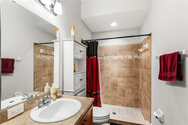 $399,999 | 193 Lake Arietta Court, Auburndale, FL 33823