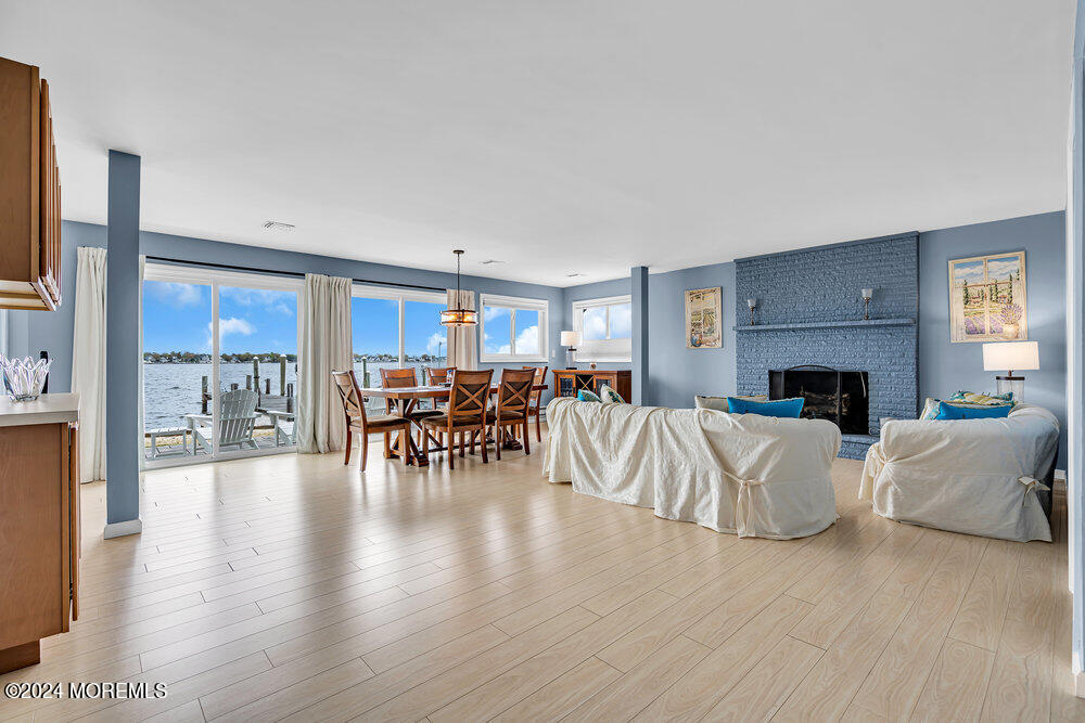 402 A Mantoloking Road Brick, NJ 08723 - Photo 3 of 51 016_dsc07527