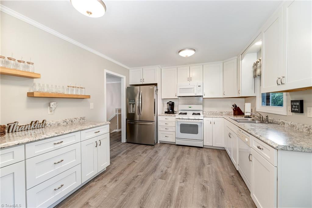 137 Todd Road Advance, NC 27006 - Photo 7 of 26 Kitchen