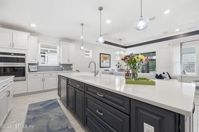 a view of house with a garden