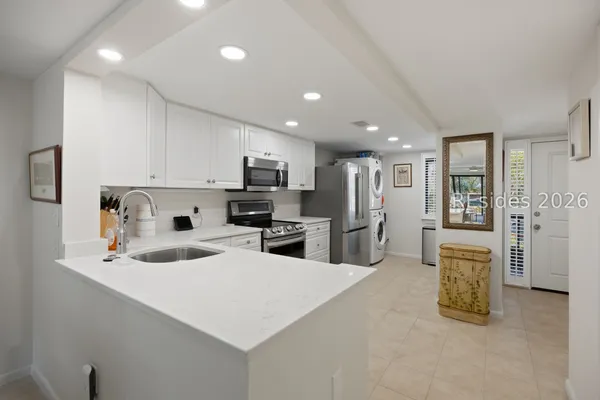 $575,000 | 85 Folly Field Road, Unit 134, Hilton Head Island, SC 29928