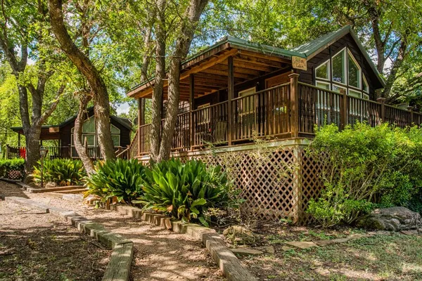 $995,000 | 10279 Highway 290, Fredericksburg, TX 78624