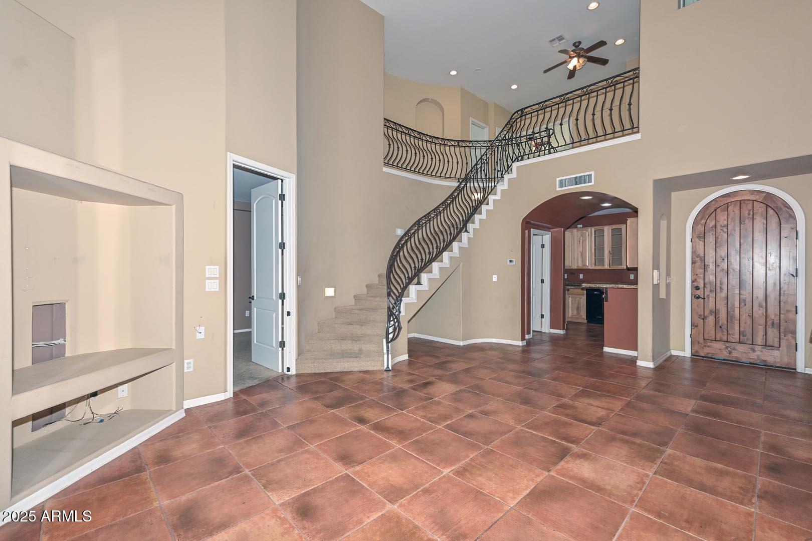 1750 East Ocotillo Road, Unit 18 Phoenix, AZ 85016 - Photo 22 of 44 Great Room-Kitchen