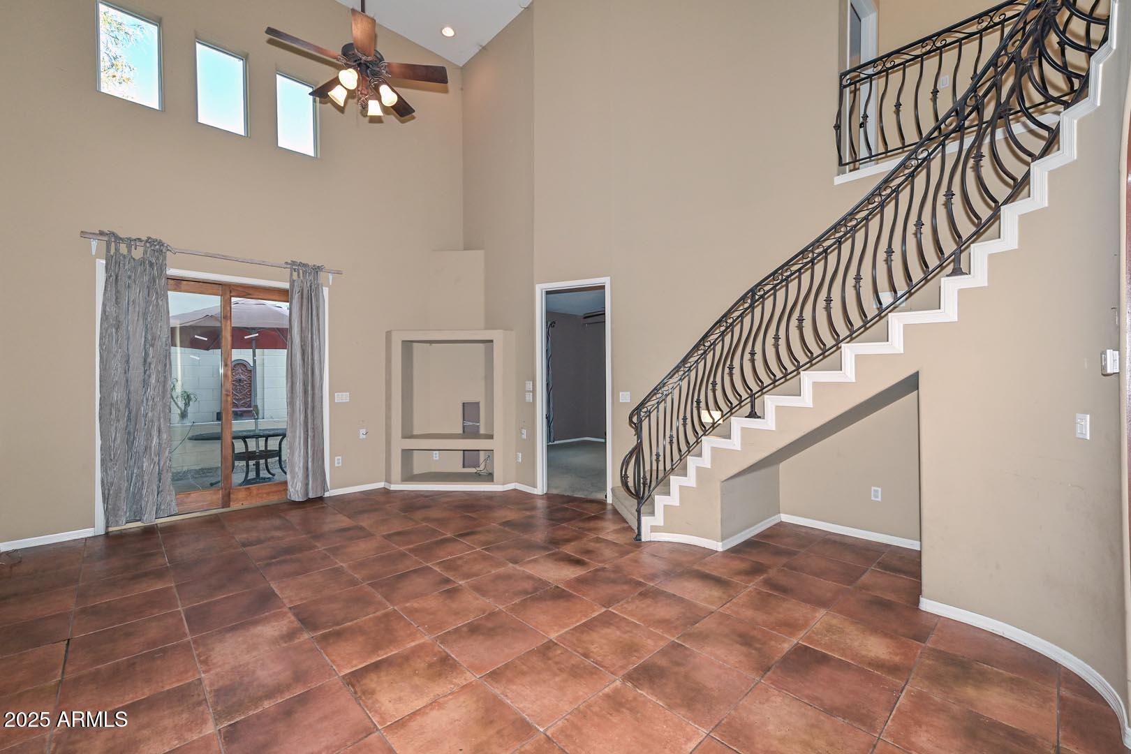 1750 East Ocotillo Road, Unit 18 Phoenix, AZ 85016 - Photo 23 of 44 Great Room