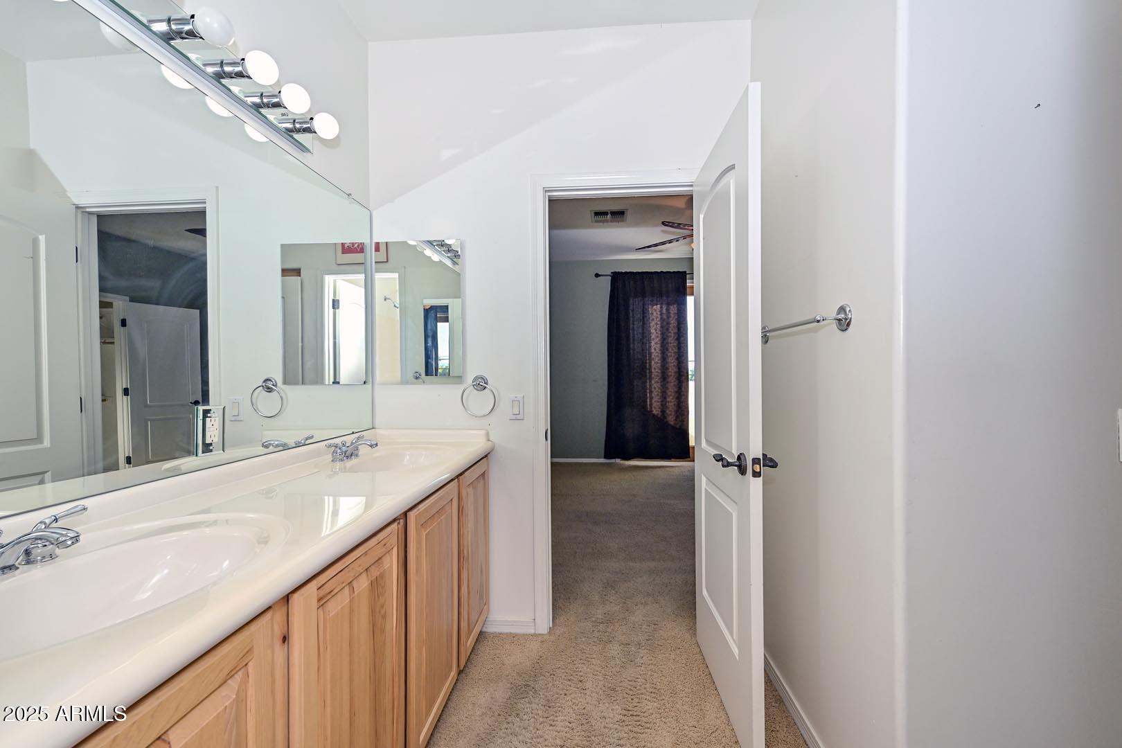 1750 East Ocotillo Road, Unit 18 Phoenix, AZ 85016 - Photo 25 of 44 Hall Bath-2nd Bedroom