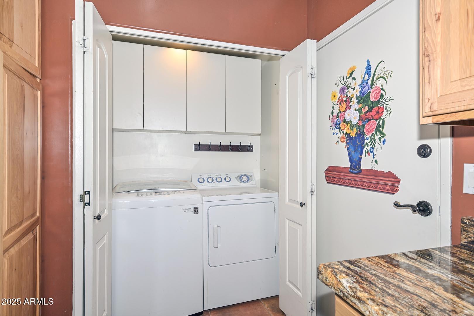 1750 East Ocotillo Road, Unit 18 Phoenix, AZ 85016 - Photo 33 of 44 Landry