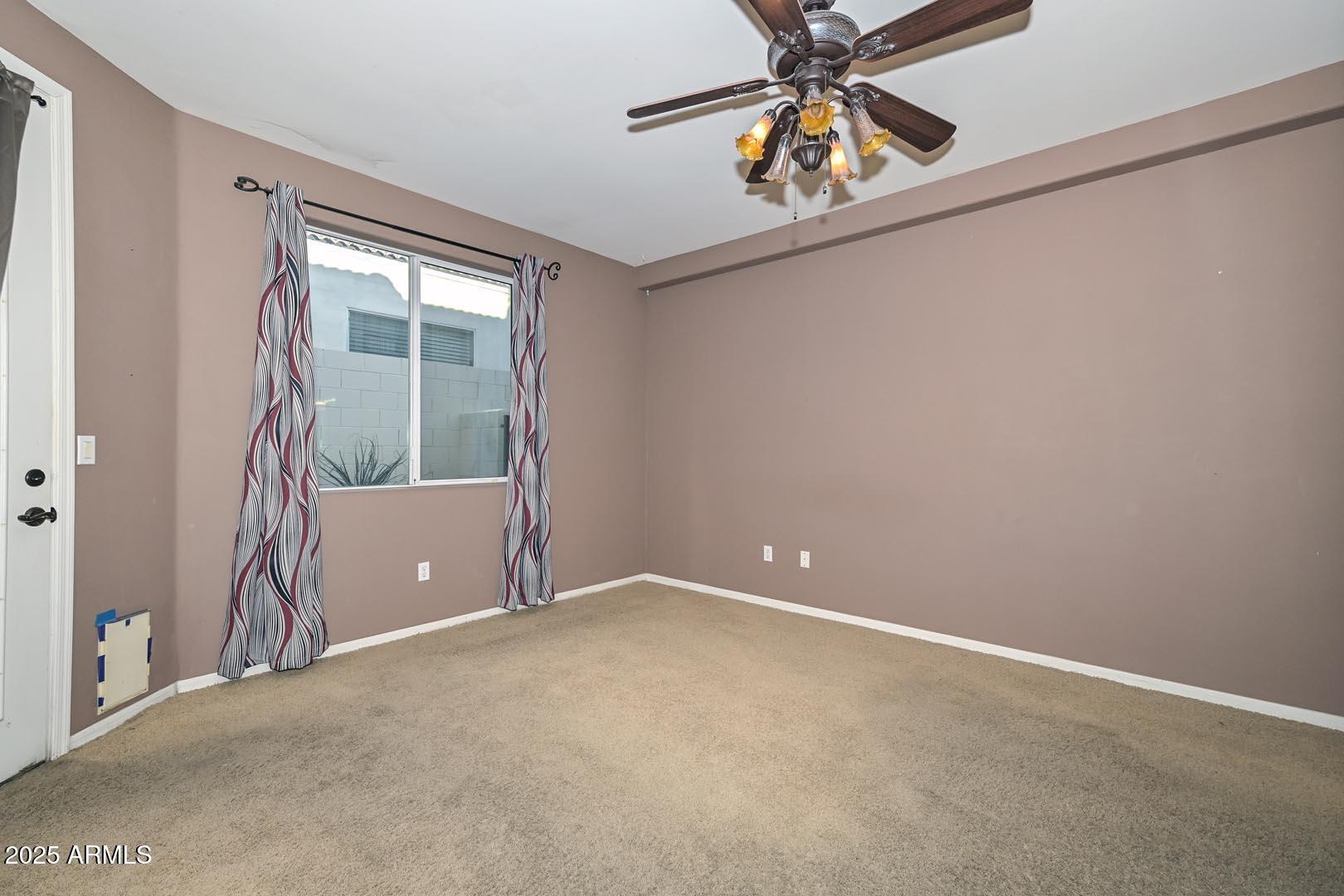 1750 East Ocotillo Road, Unit 18 Phoenix, AZ 85016 - Photo 40 of 44 Primary Bedroom