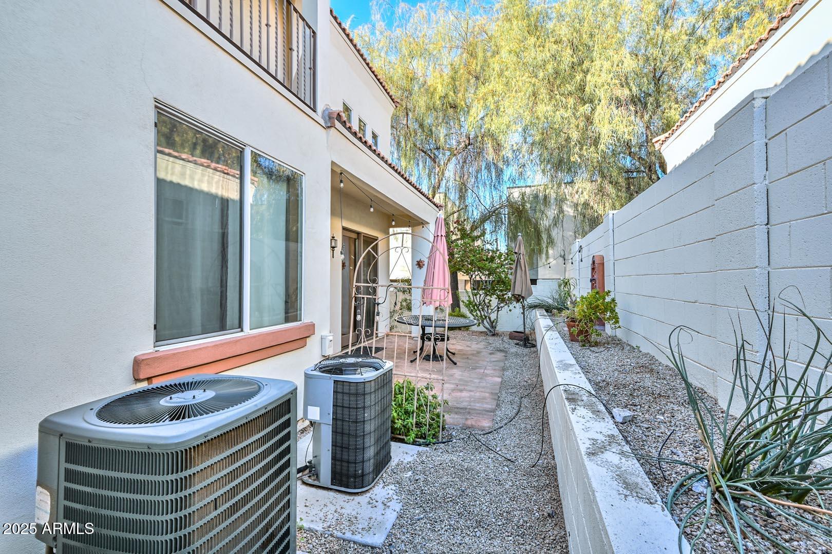 1750 East Ocotillo Road, Unit 18 Phoenix, AZ 85016 - Photo 9 of 44 Air Conditioning Units