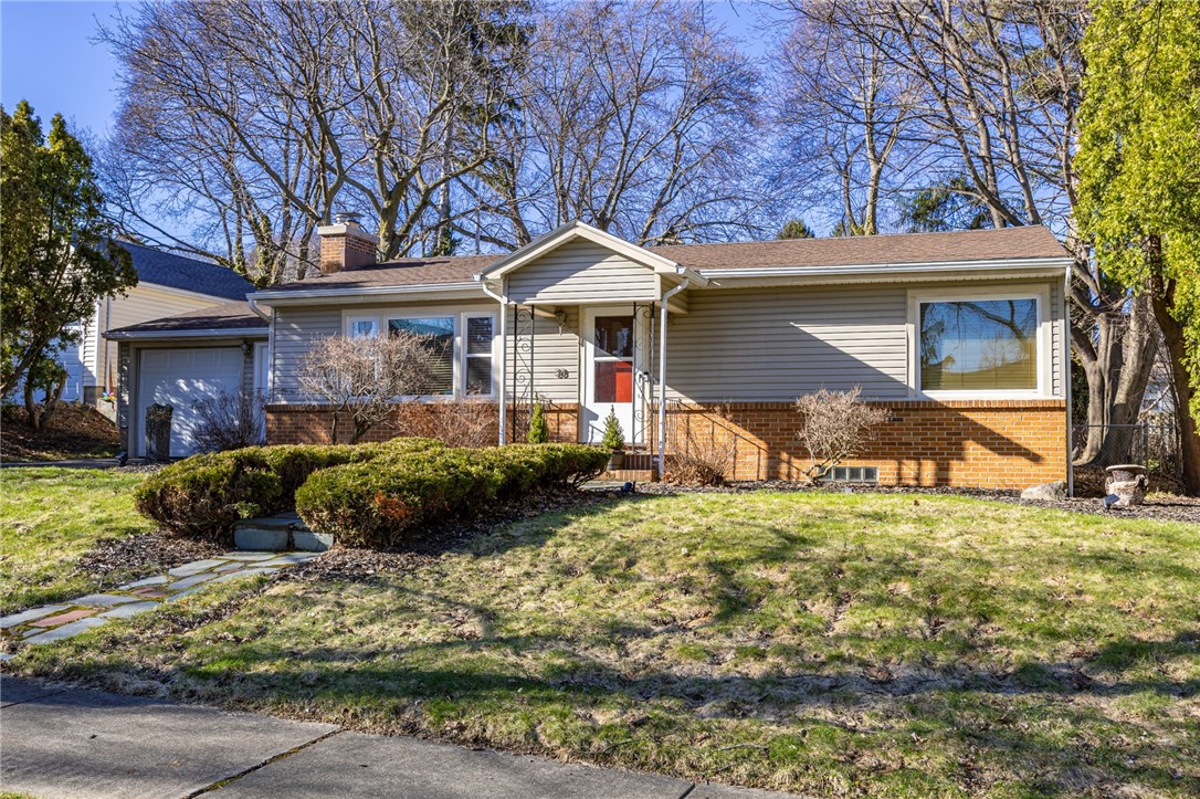 88 Longcroft Road Irondequoit, NY 14609 - Photo 2 of 31