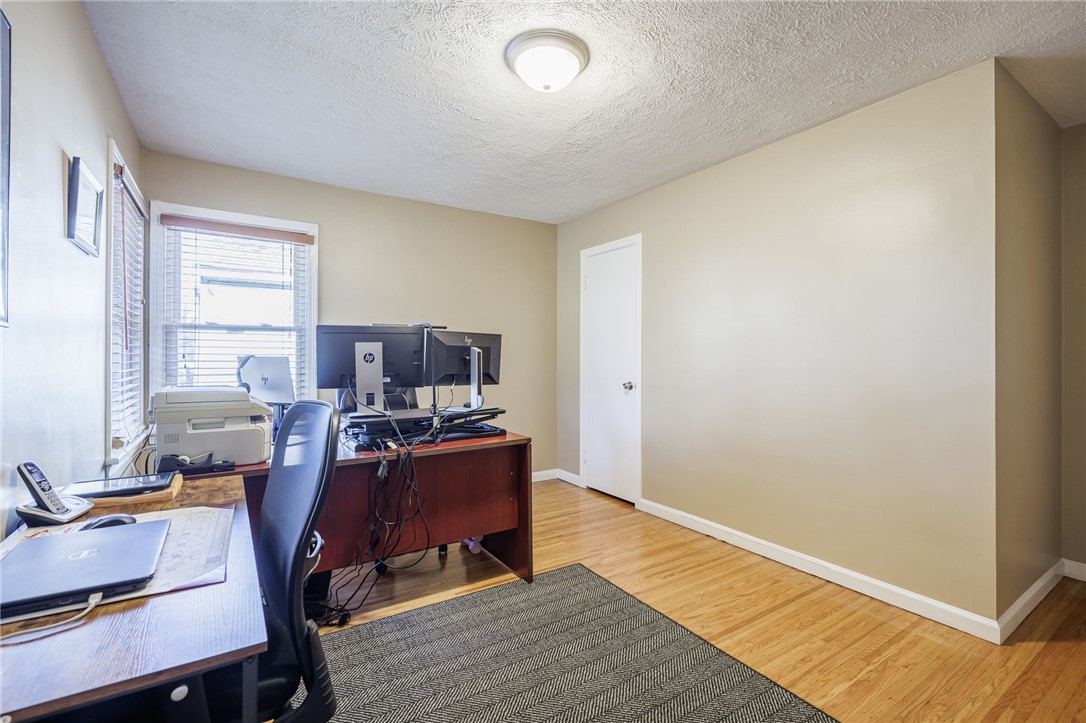 88 Longcroft Road Irondequoit, NY 14609 - Photo 23 of 31