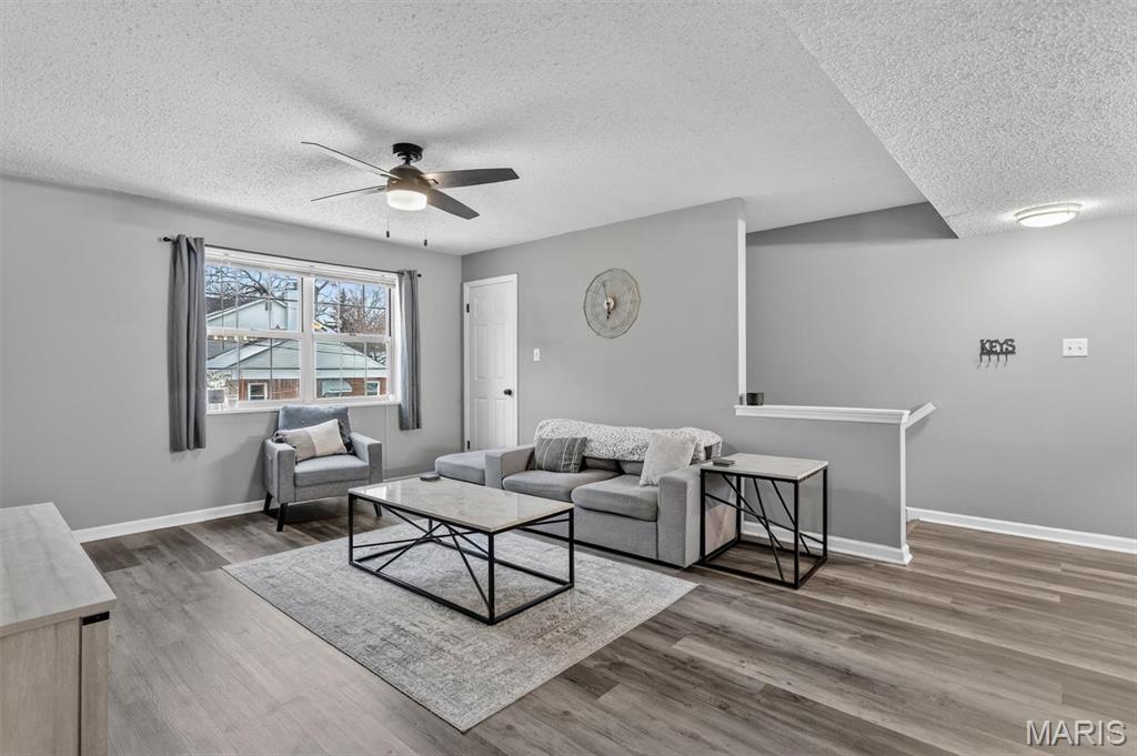 9206 Eager Road Brentwood, MO 63144 - Photo 15 of 36