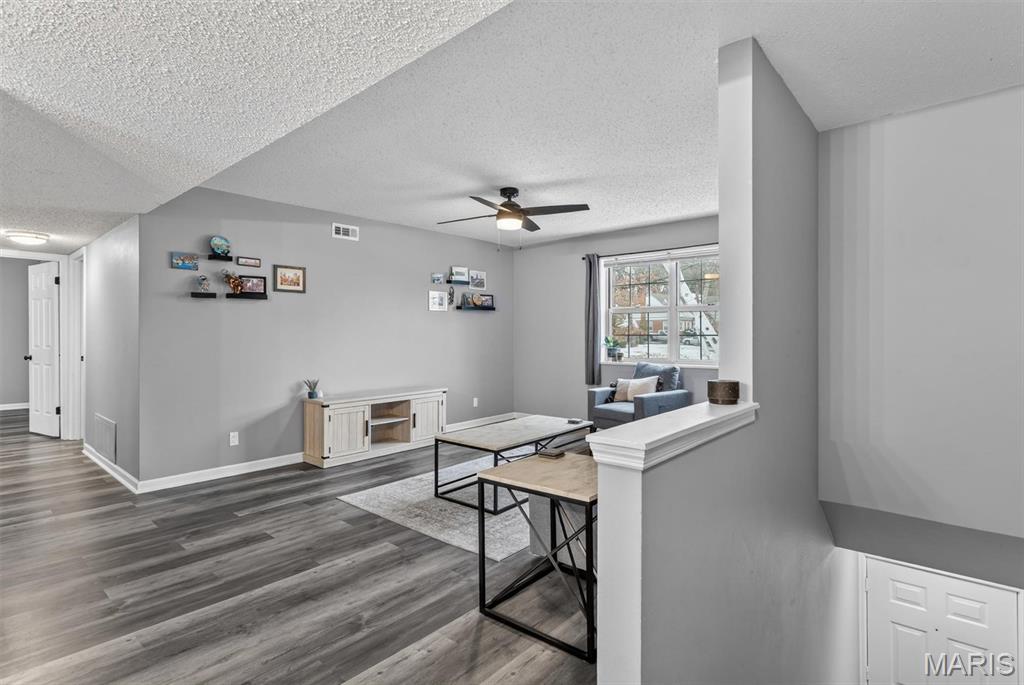 9206 Eager Road Brentwood, MO 63144 - Photo 18 of 36