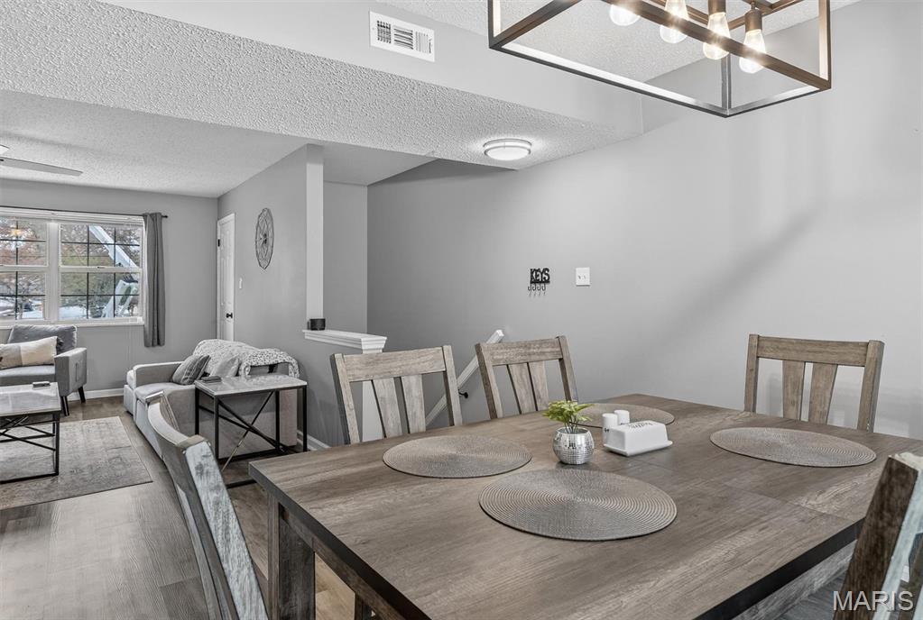 9206 Eager Road Brentwood, MO 63144 - Photo 2 of 36