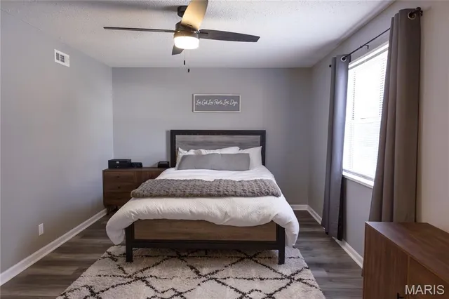 $250,000 | 9206 Eager Road, Brentwood, MO 63144