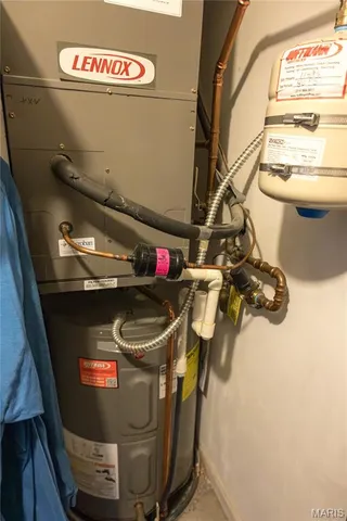 $250,000 | 9206 Eager Road, Brentwood, MO 63144