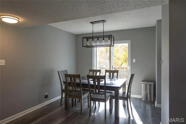 $250,000 | 9206 Eager Road, Brentwood, MO 63144