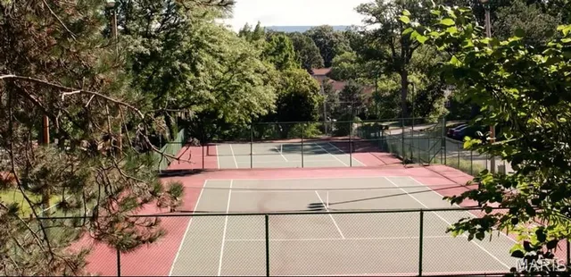 $250,000 | 9206 Eager Road, Brentwood, MO 63144