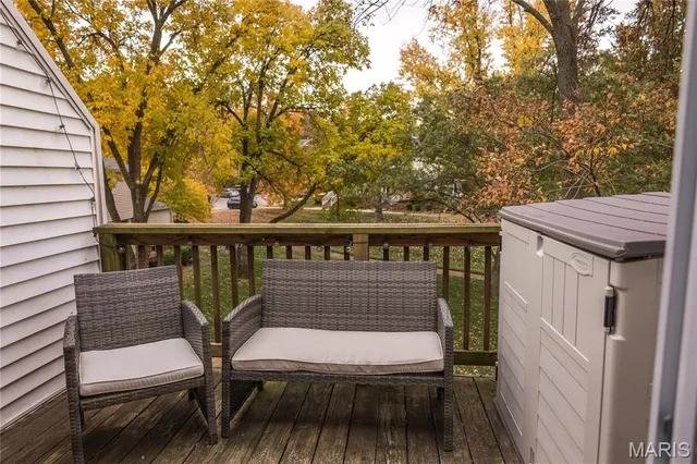 $250,000 | 9206 Eager Road, Brentwood, MO 63144