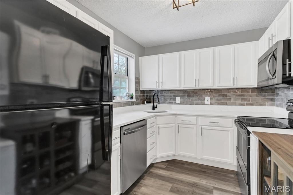 9206 Eager Road Brentwood, MO 63144 - Photo 8 of 36