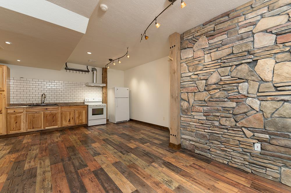 11921 South Baltimore Road Spokane, WA 99223 - Photo 14 of 20 Gallery Image 14